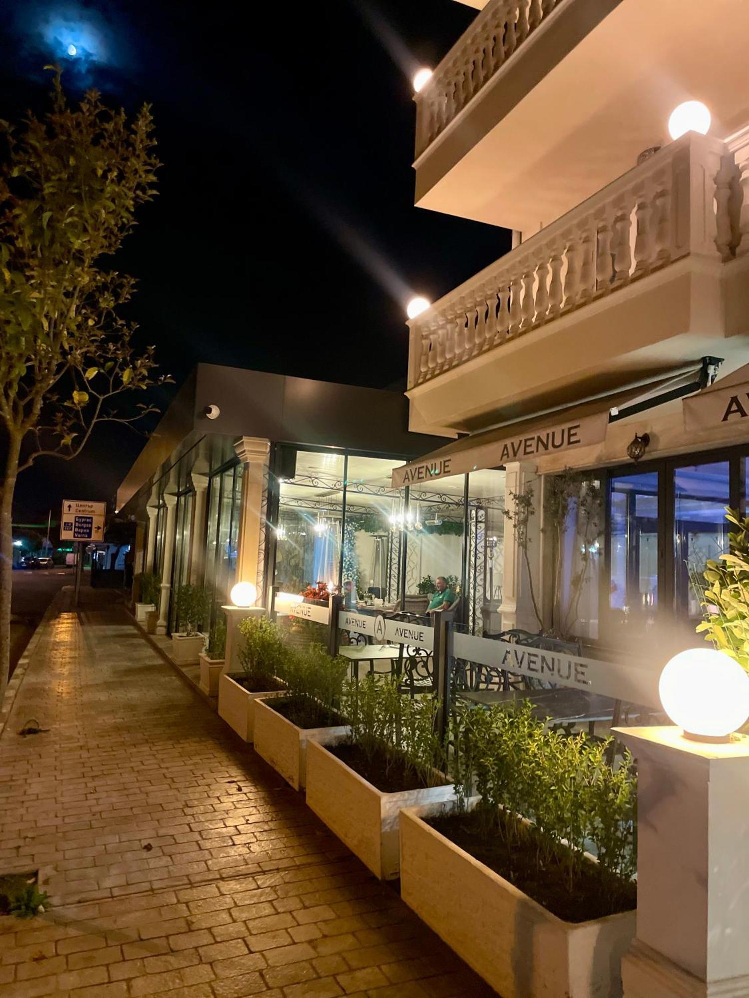 Hotel Avenue ラヴダ エクステリア 写真