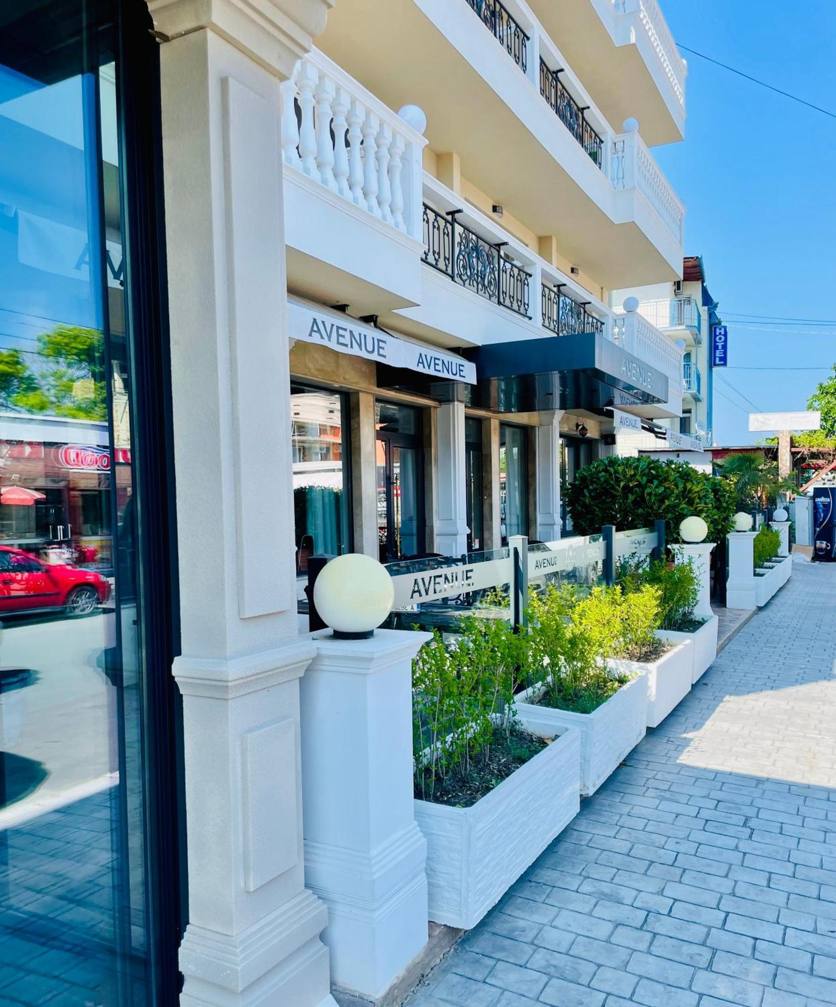 Hotel Avenue ラヴダ エクステリア 写真